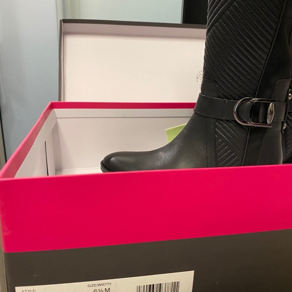 Vince Camuto Over the Knee boots - Picture 2 of 4